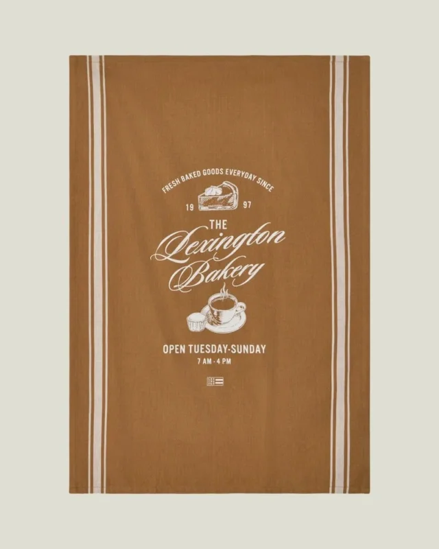 LEXINGTON Küchenhandtuch aus Bio-Baumwolle mit Bäckerei-Print, fudge/weiß