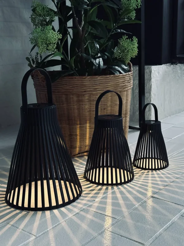 Laterne mit Solarzellen - GARDEN BLACK 18cm