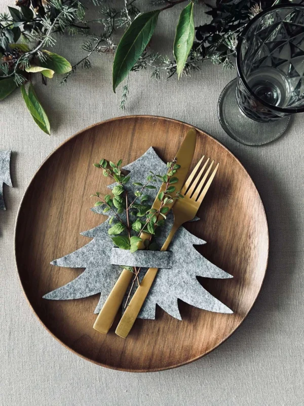 Weihnachtsbaum für Tischdekoration - Grau 4 Stk