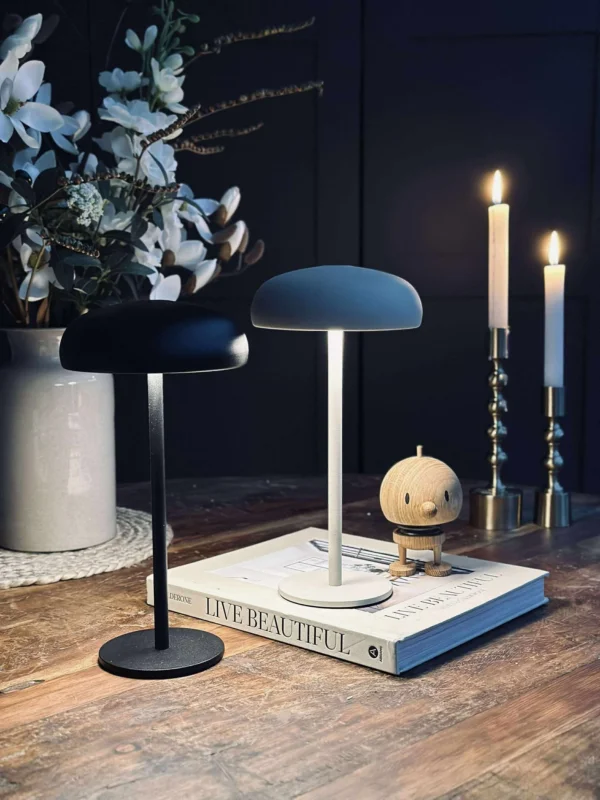 Isolde LED Touch Tischlampe. Schwarz/Beige
