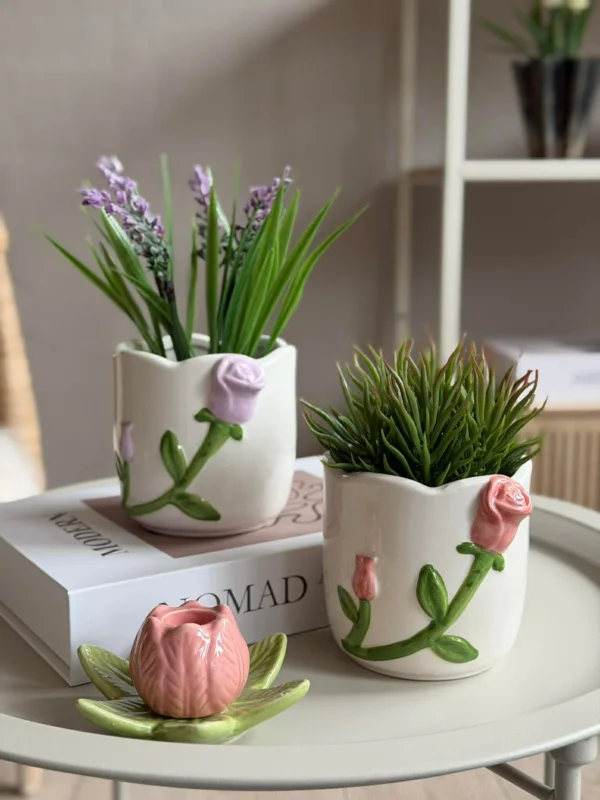 Übertopf mit Rosen - Mehrere Farben