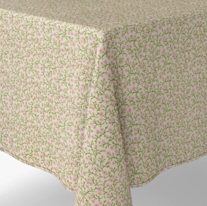 Tischdecke mit Blumenmuster - 140x240