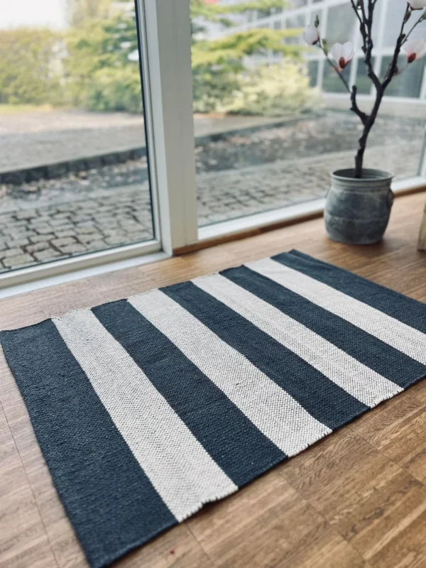 Gulvtæppe i Bomuld - 60x90cm koks / natur - VIAMAJA.DK